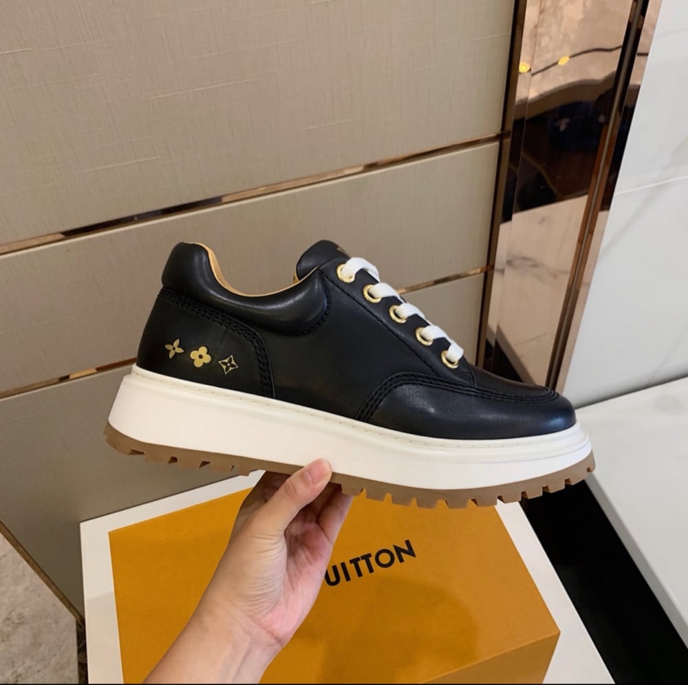 LV SHOE