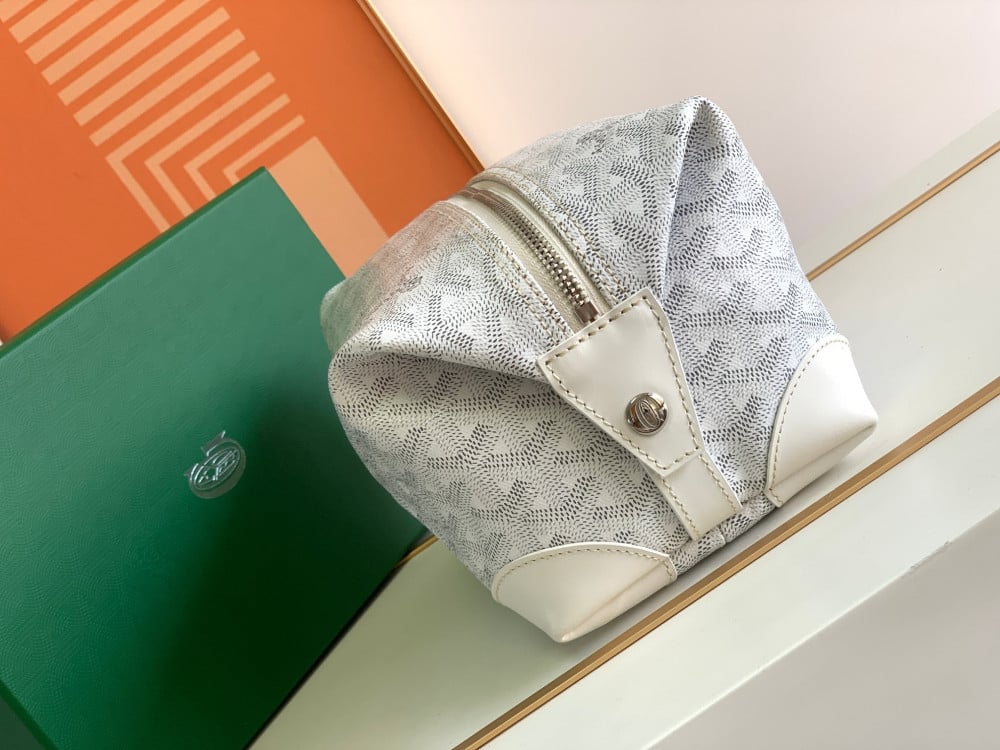 GOYARD bag