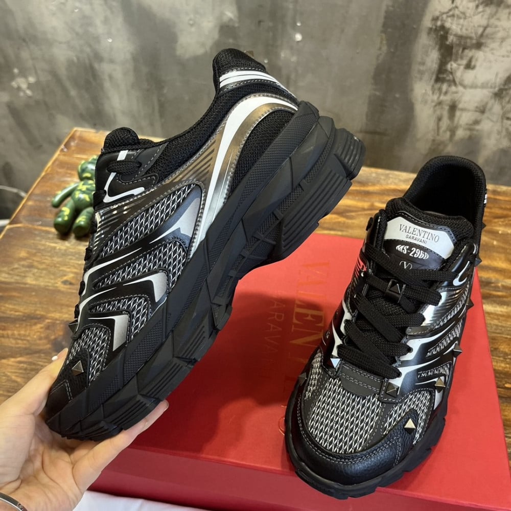 Valentino Sneckers