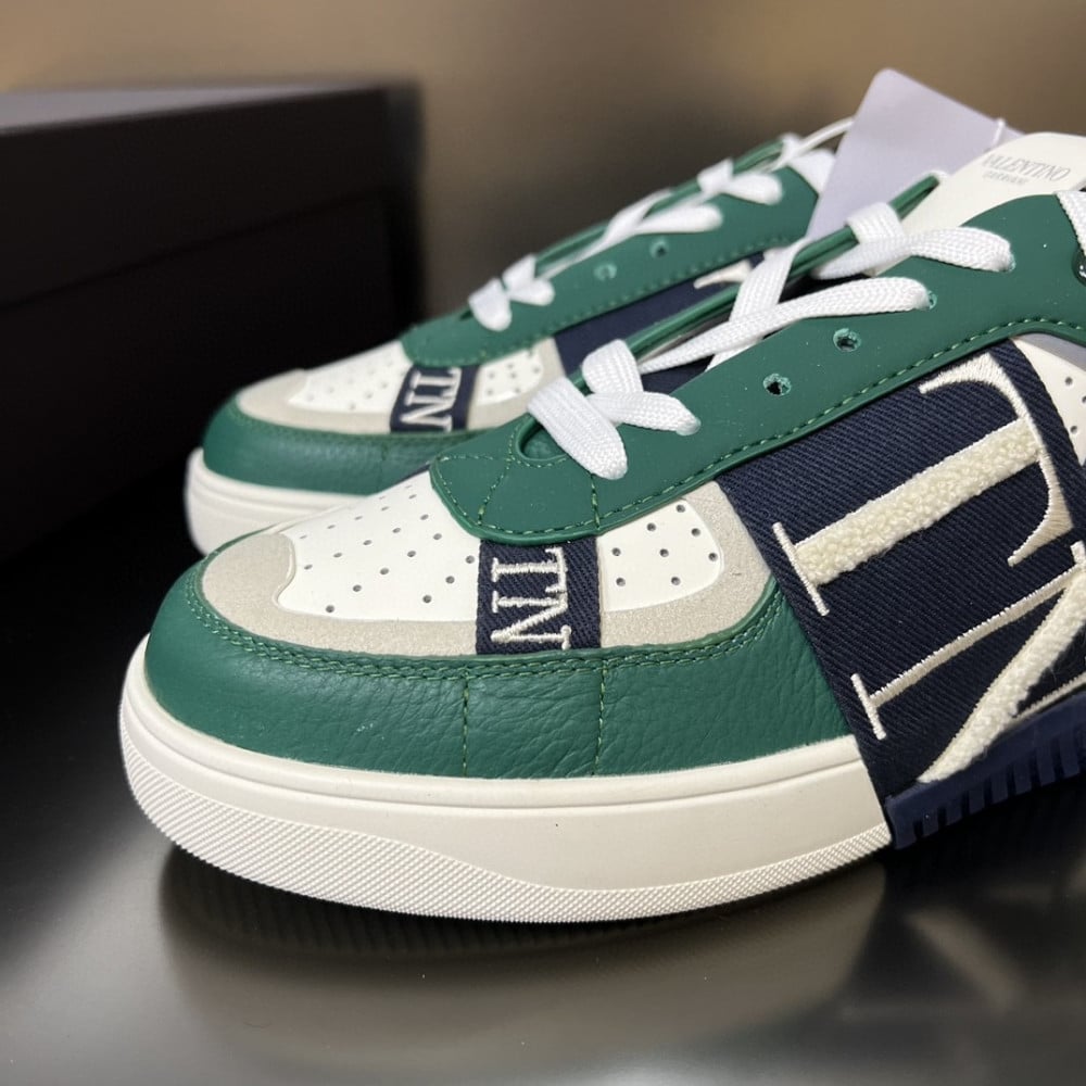 Valentino Sneckers