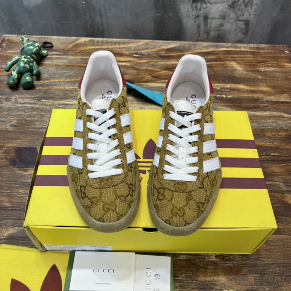 Gucci Sneakers