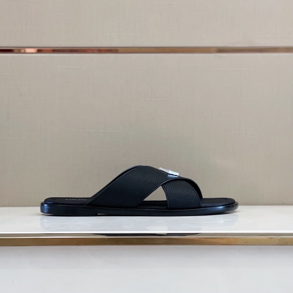 Dior slipper