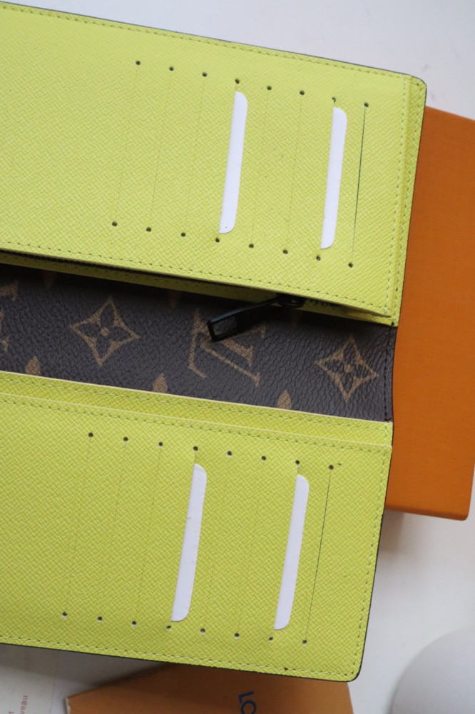 ‏ LV Wallet