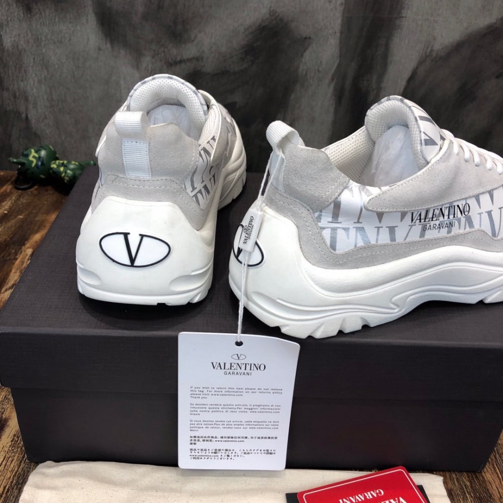 Valentino Sneckers