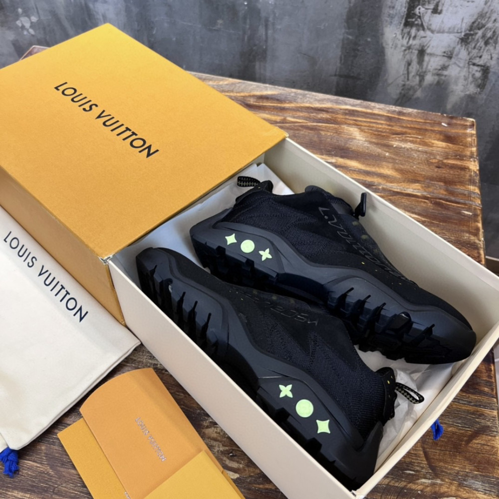 LV Sneckers