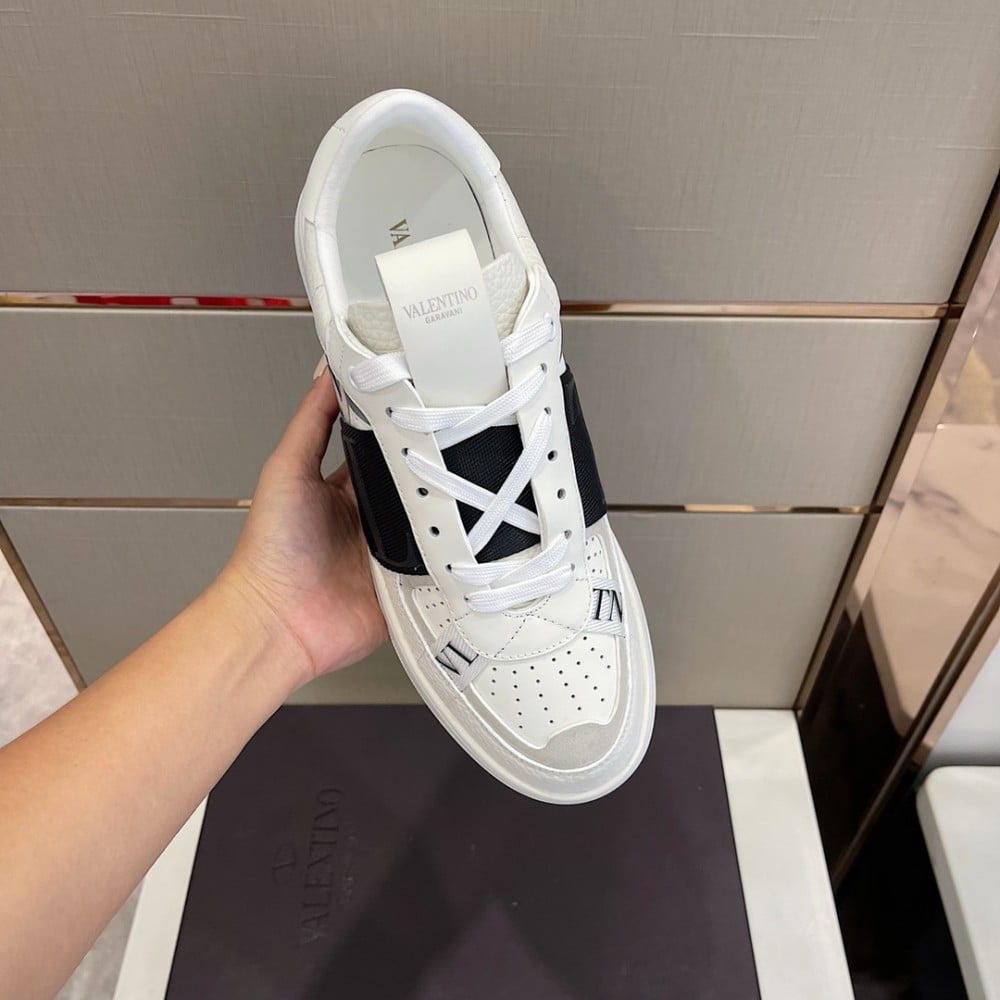VALENTINO