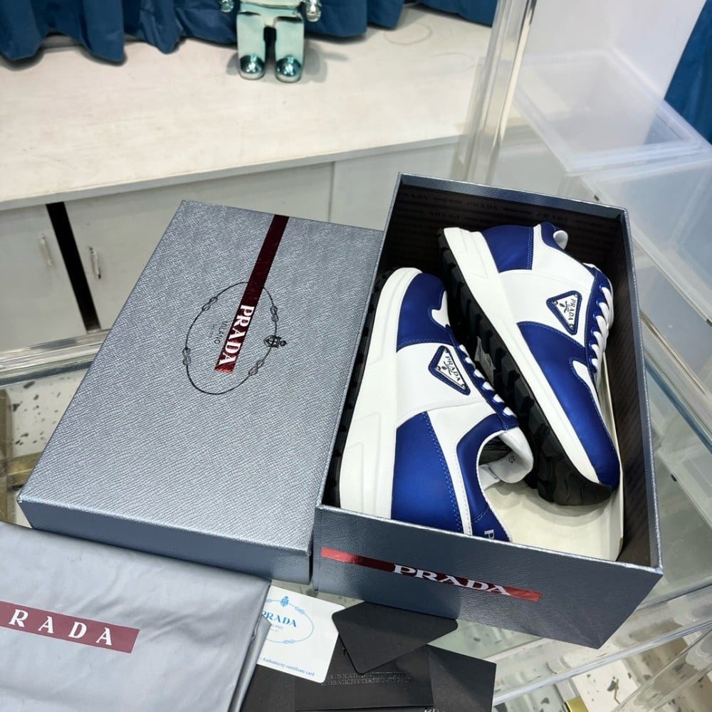 PRADA