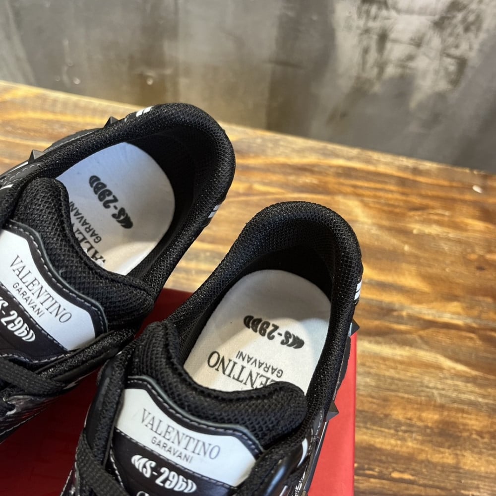 Valentino Sneckers