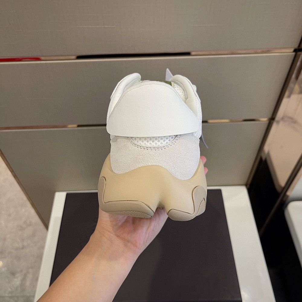 Valentino Sneckers