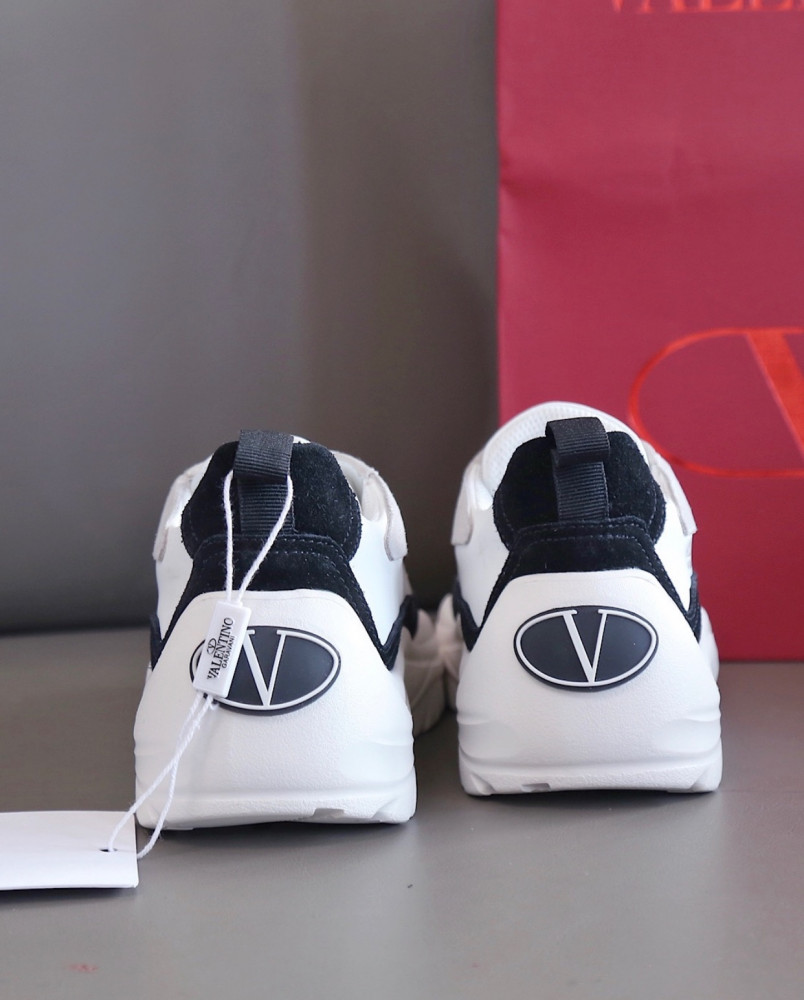 Valentino Sneckers