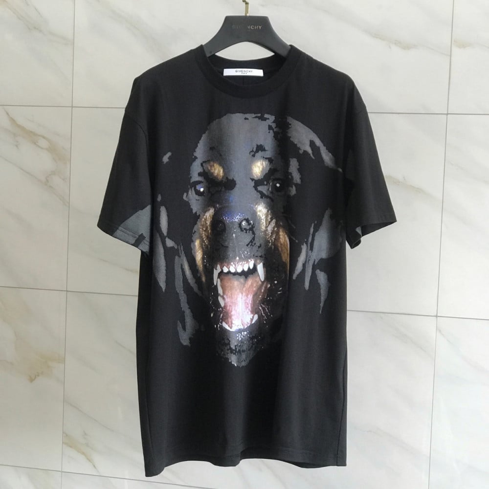 Givenchy T-shirt