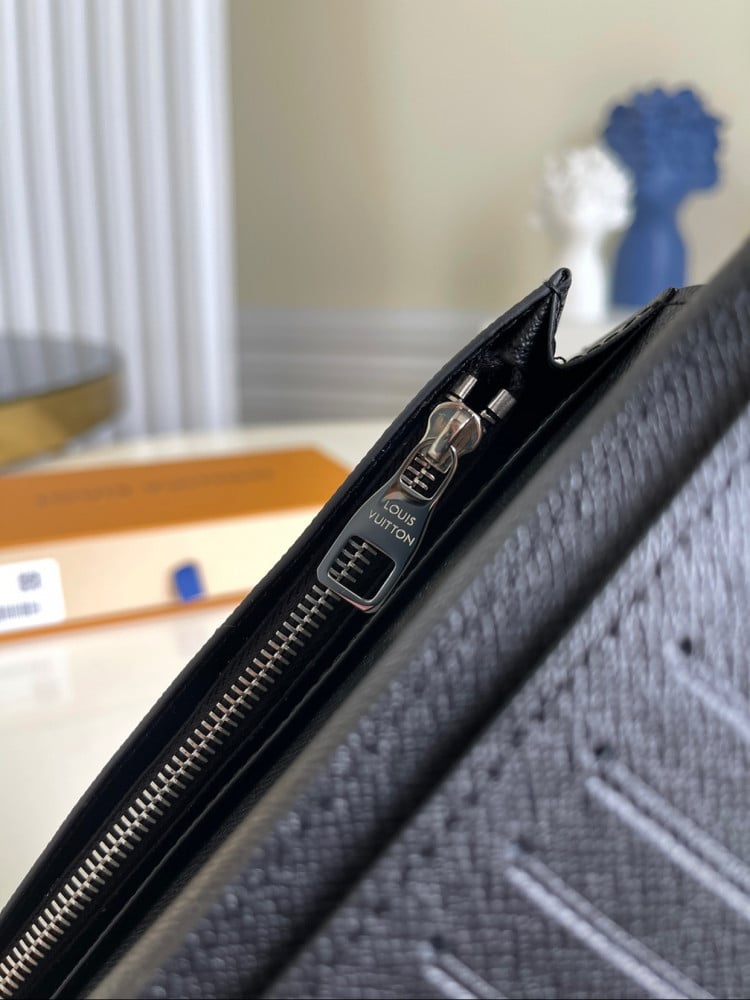 LV wallet