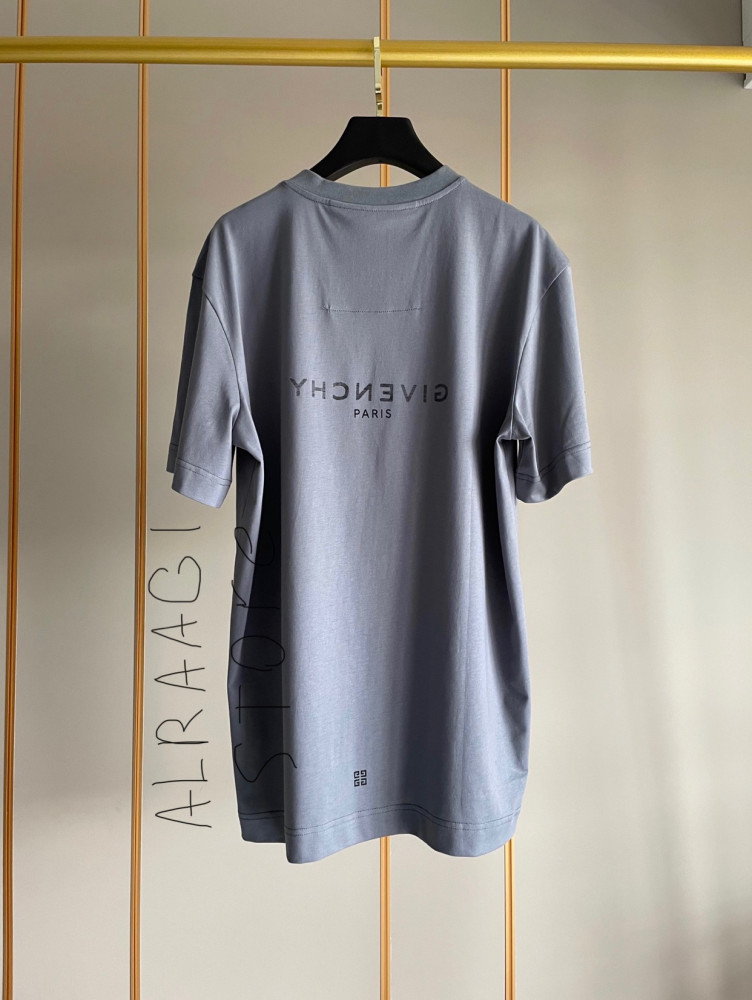 Givenchy T-shirt
