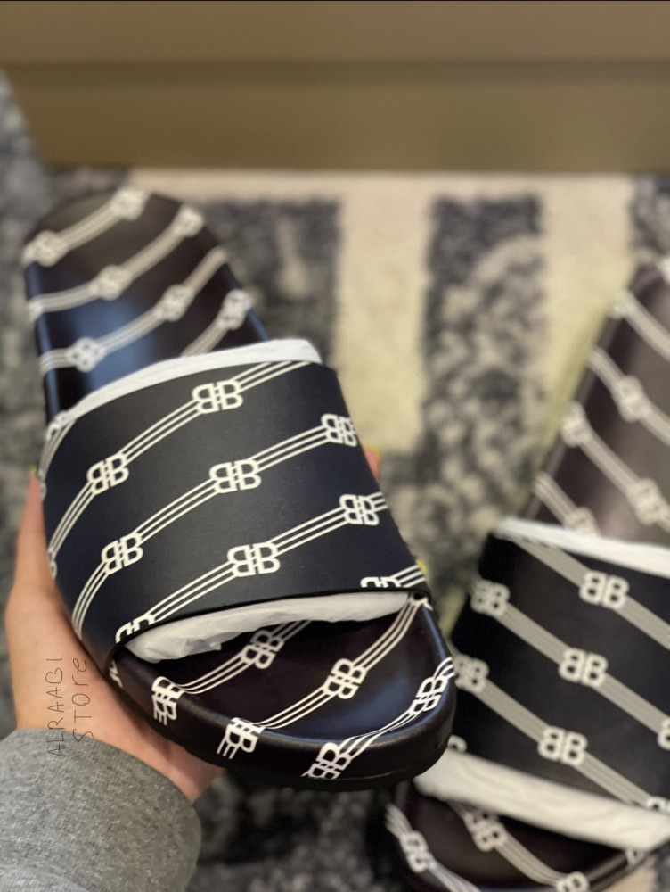 Balenciaga Slipper