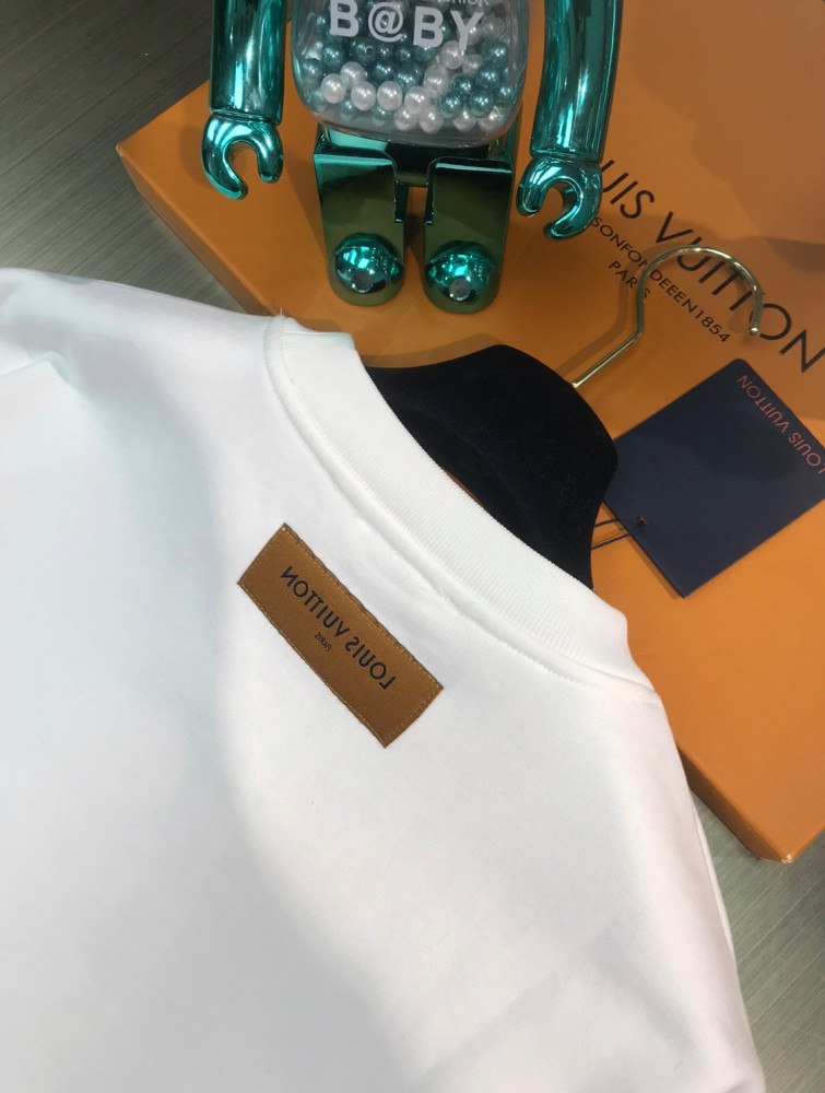 LV Sweater