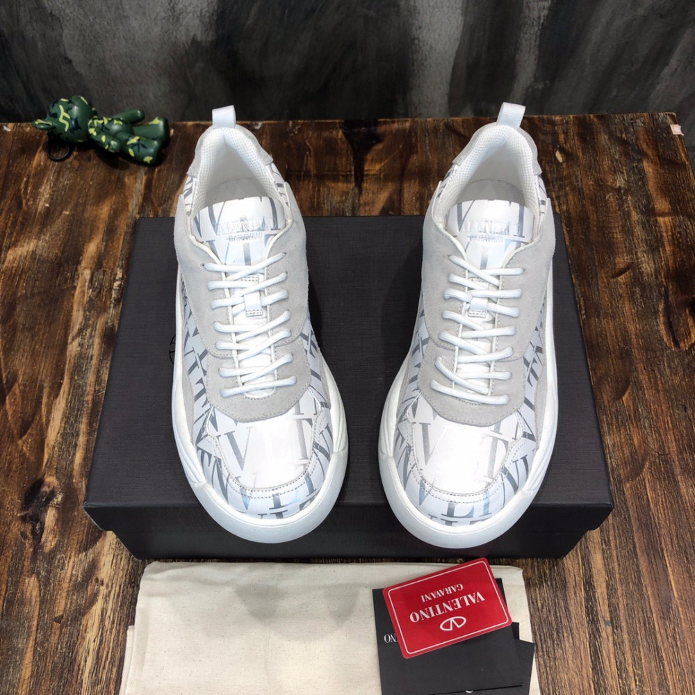 Valentino Sneckers