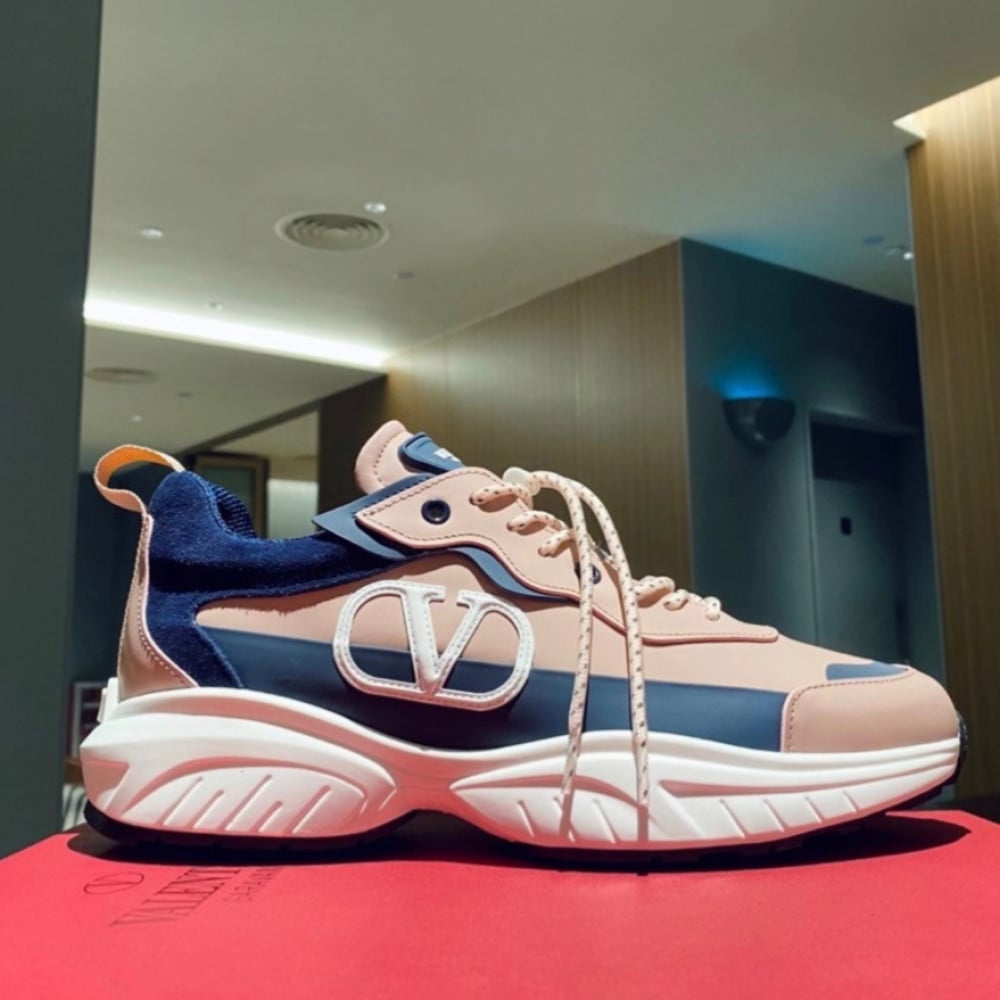 ‏Valentino Sneckers