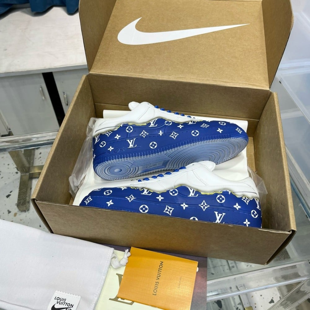 Nike X LV