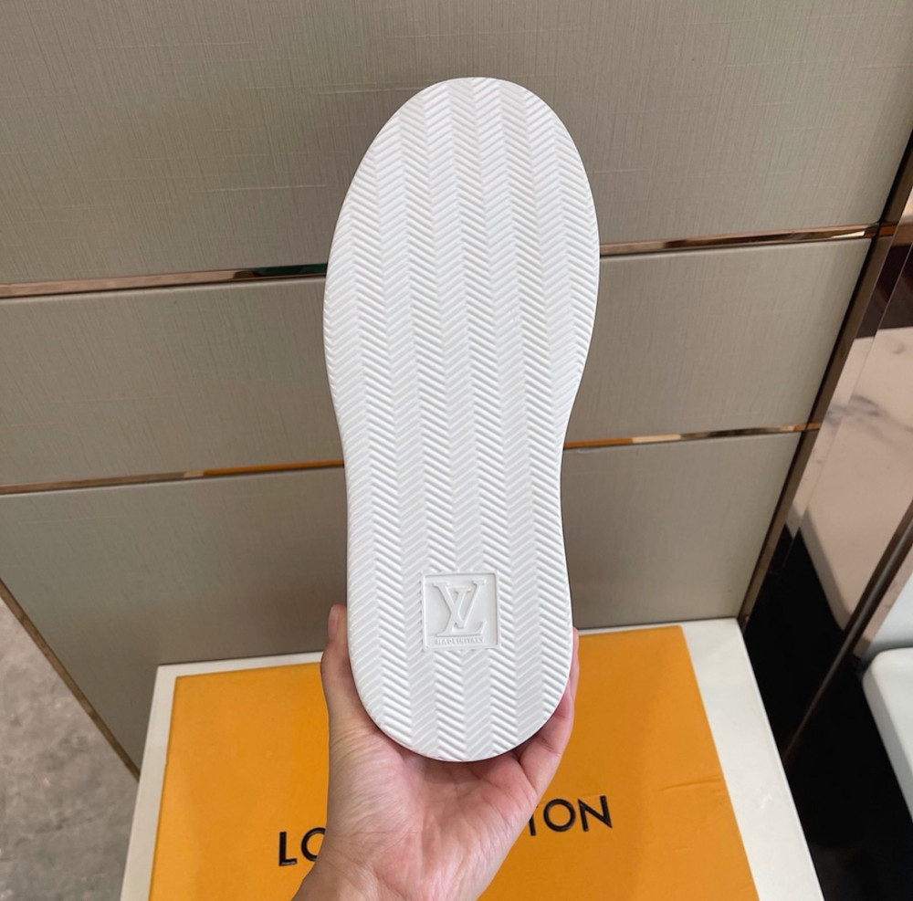 LV Sneakers