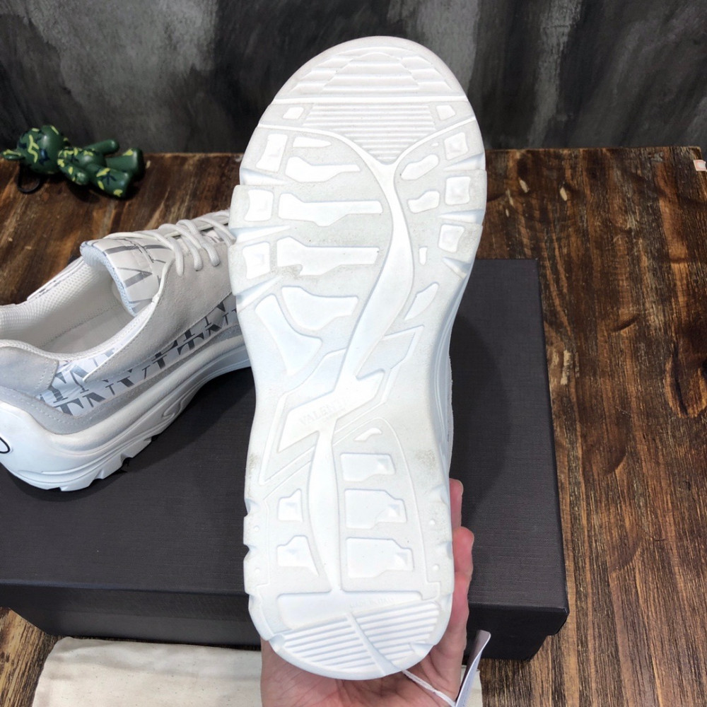 Valentino Sneckers
