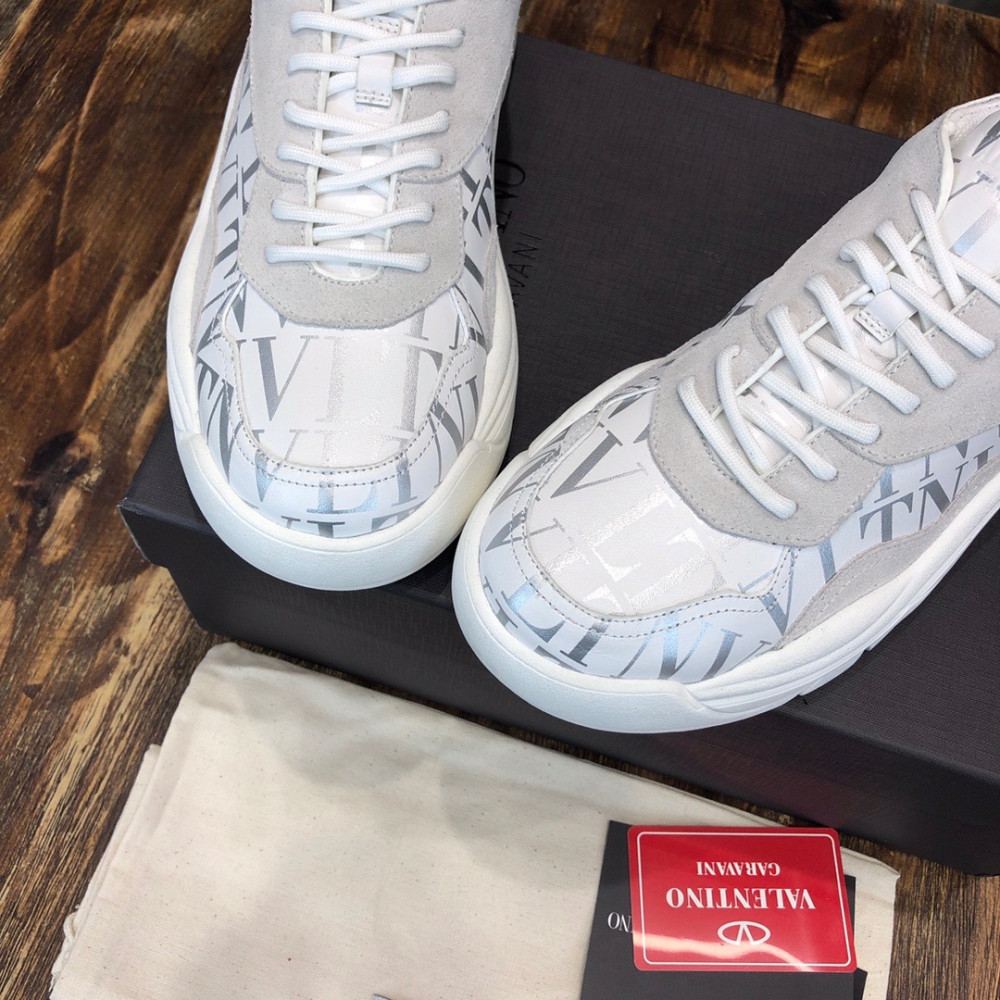 Valentino Sneckers