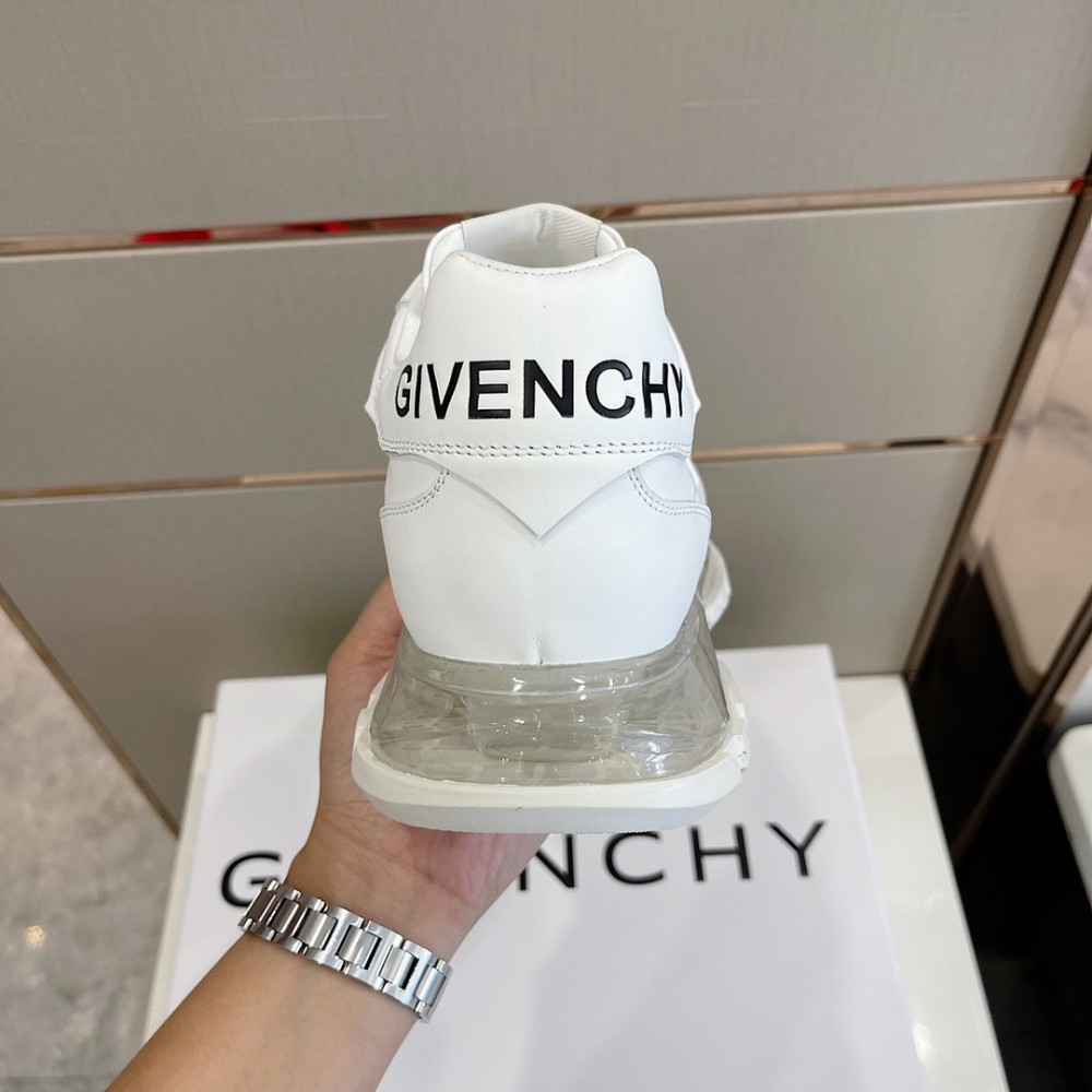 Givenchy Sneakers