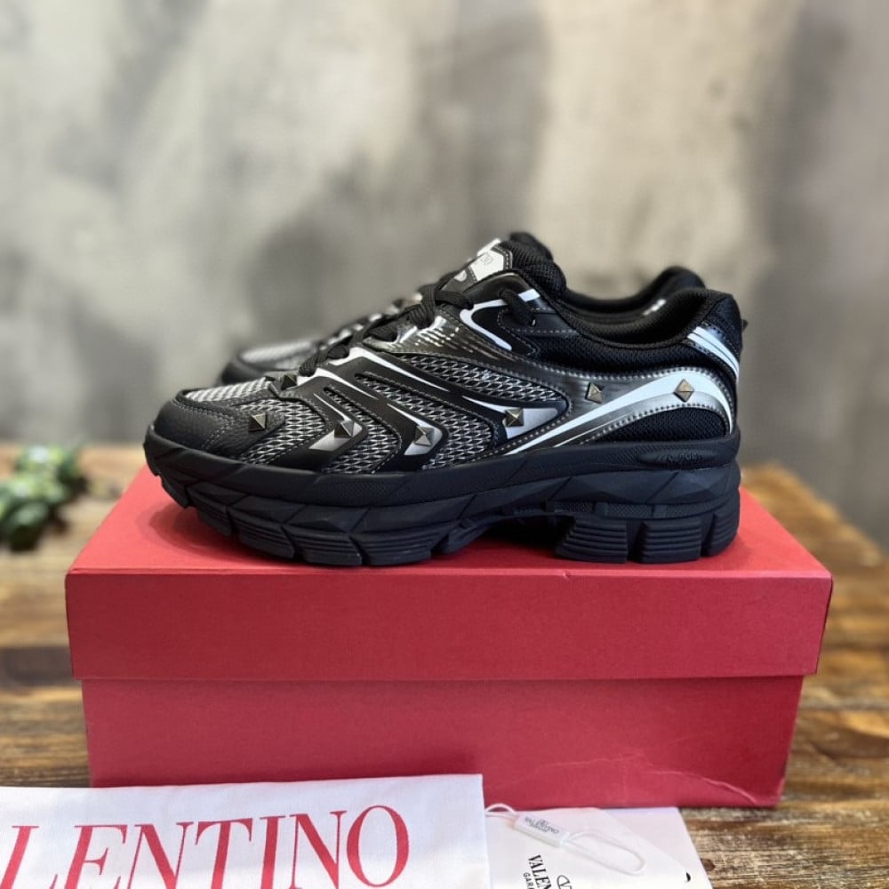 Valentino Sneckers