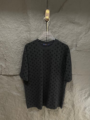 LV t-shirt