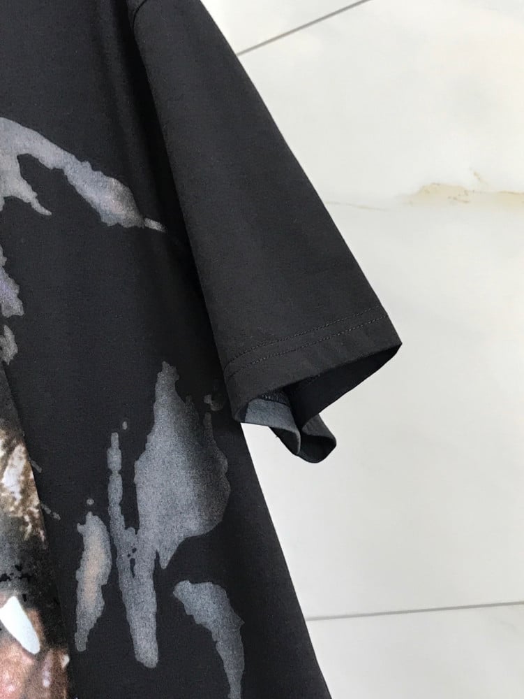 Givenchy T-shirt