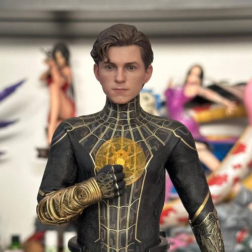Hot toys-spiderman