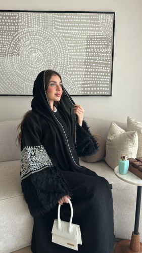 عباية نجلاء