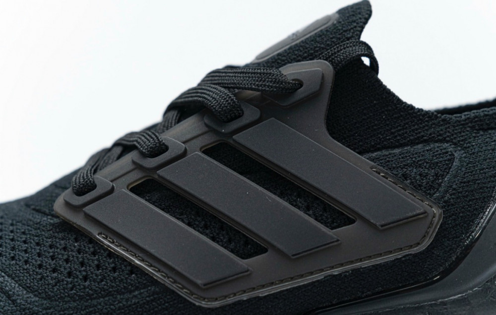 adidas Ultra Boost 2021 Triple Black