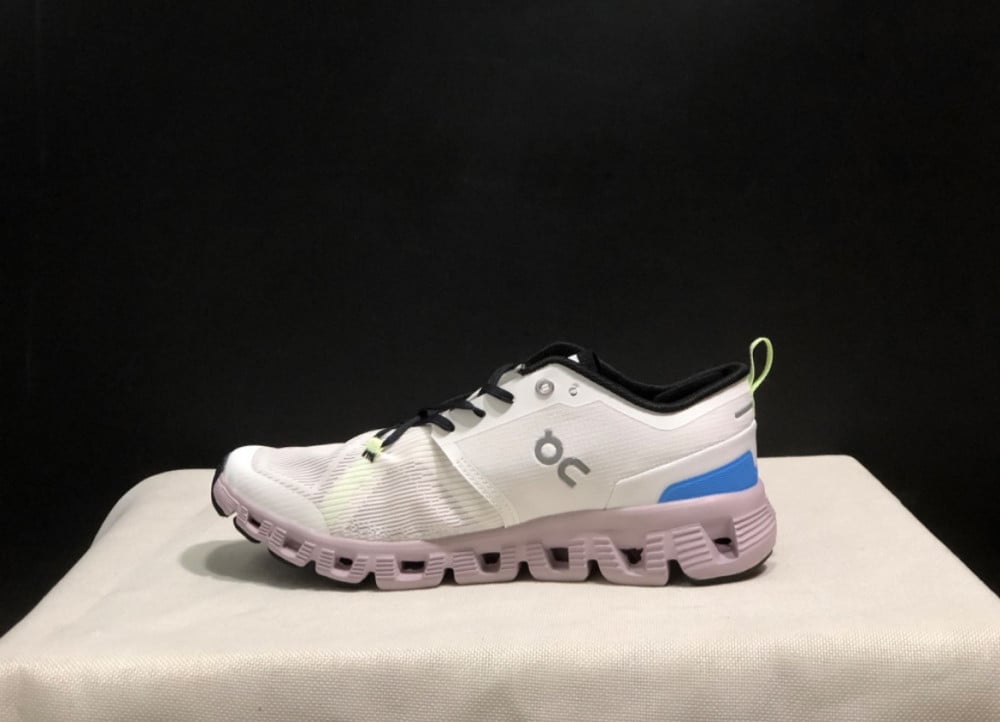 On Cloud X3 Shift