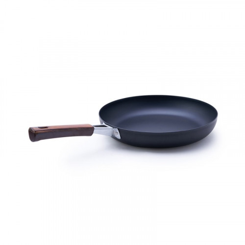 طاوة اسود ياباني مقاس 28