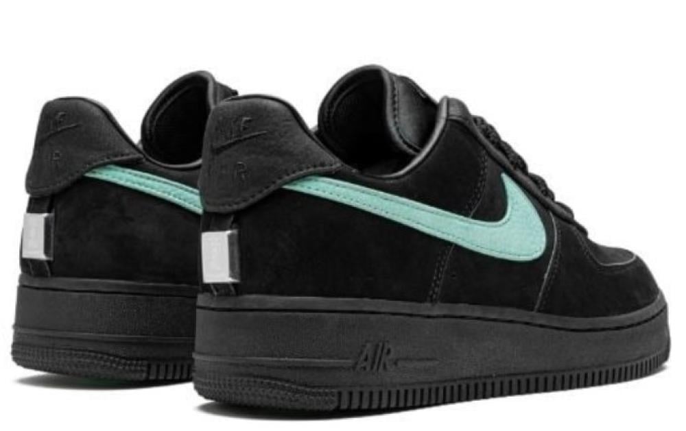 ‏ Nike "Tiffany Air Force 1"