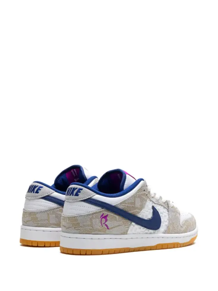 نايكي Nike Dunk SB Low المميز بالتعاون مع المتزلجة رايسا ليل (Rayssa Leal) طراز FZ5251-001.