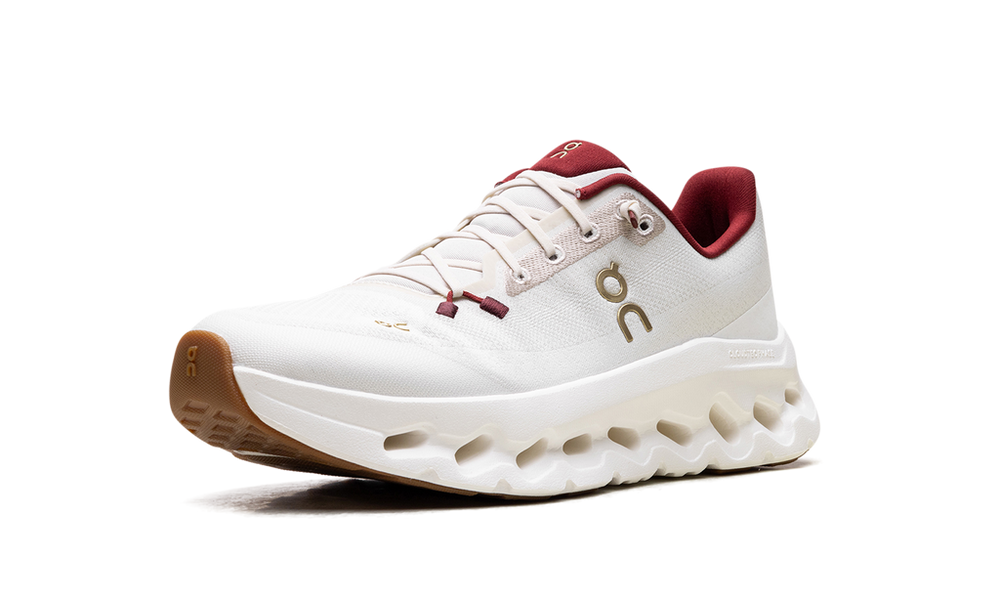 حذاء On Cloudtilt - إصدار White/Burgundy الرياضي