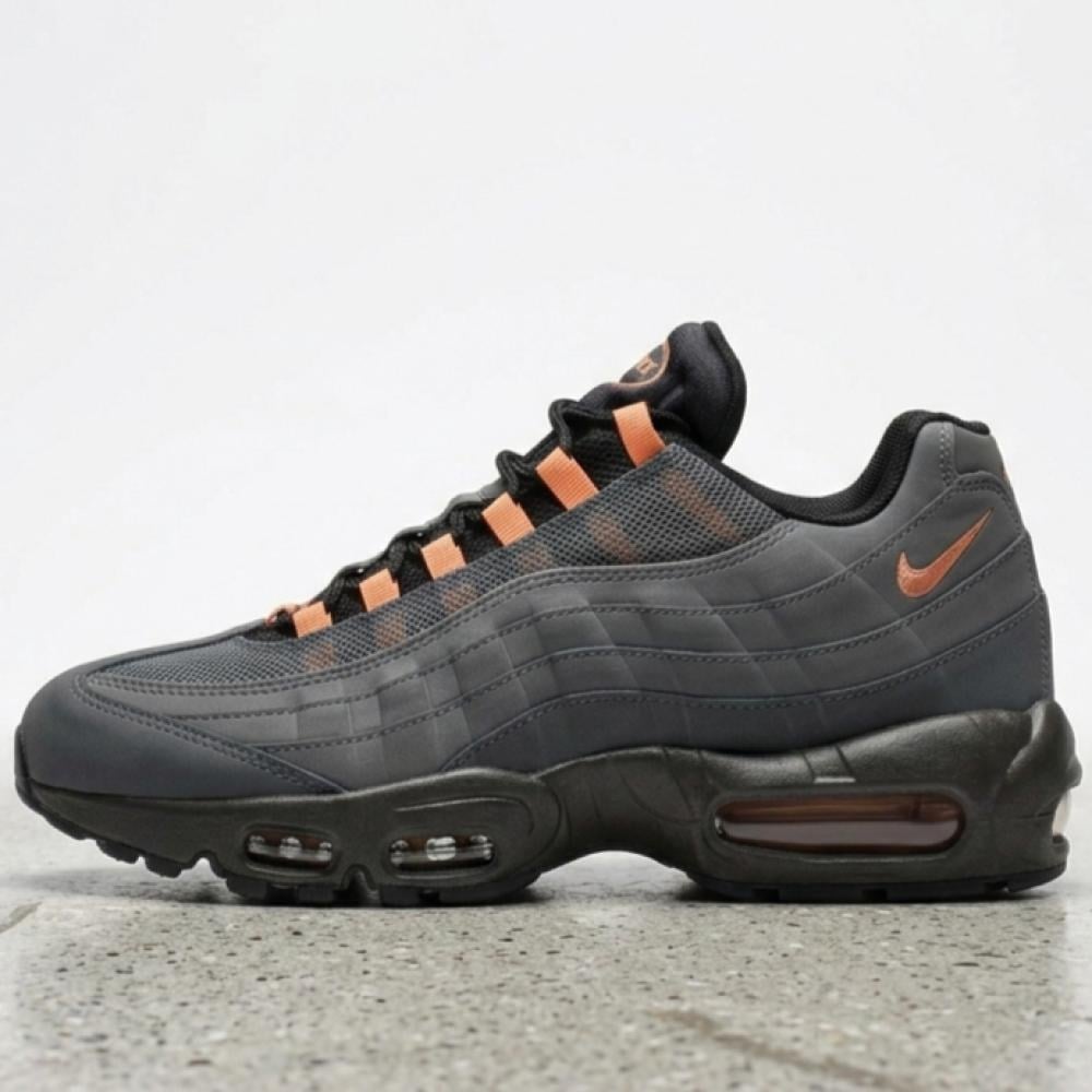 حذاء Nike Air Max 95 الفاخر