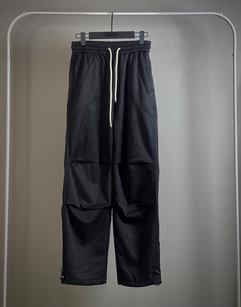 بنطال "أوربان تيك" (Urban Tech) - أسود بجيوب هندسية