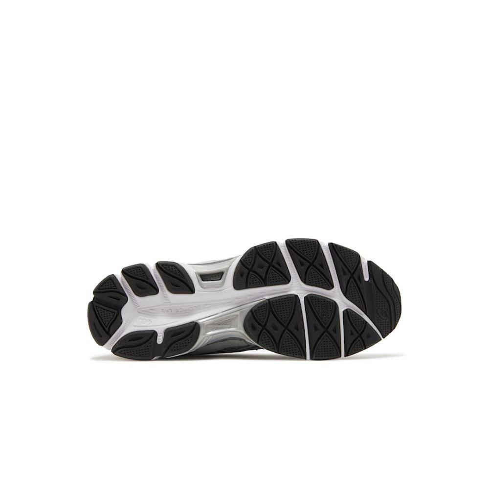 حذاء ASICS GEL-NYC - المزيج المثالي بين العصرية والكلاسيكية