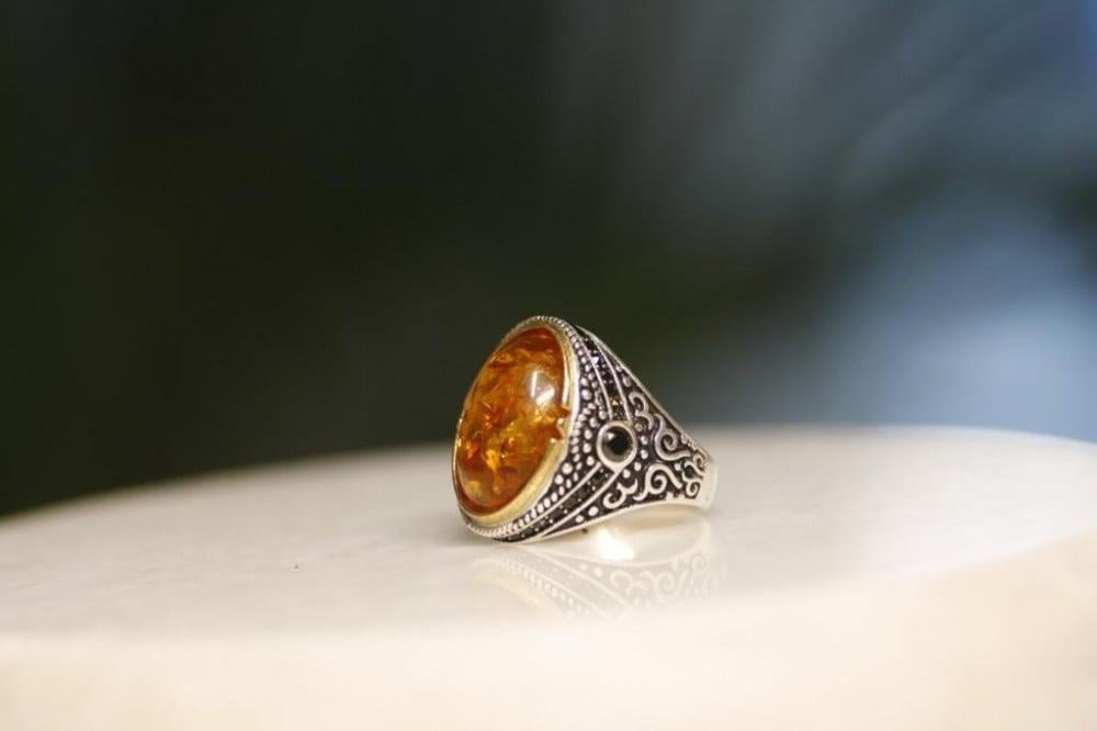 أفضل أنواع الفضة المستخدمة في صناعة خواتم فضة رجالي