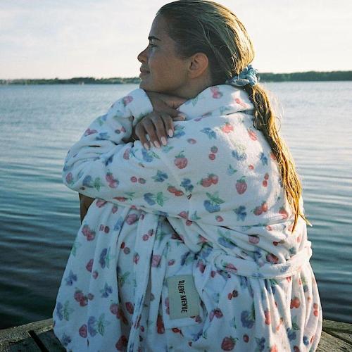 Djerf Avenue Robe