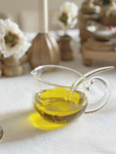 إناء تقديم زجاج