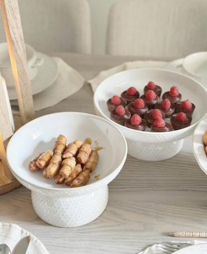 استاند تقديم سيراميك