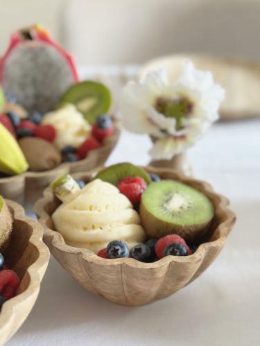 زبدية تقديم خشبية