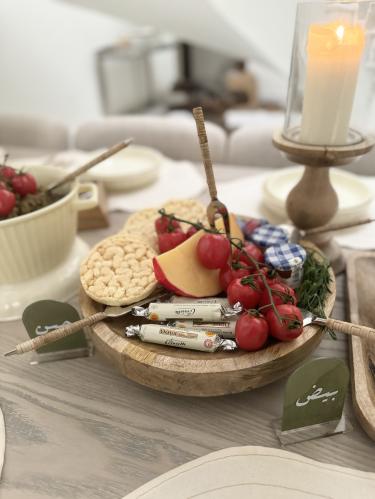 صحن تقديم خشب