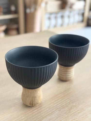 استاند تقديم سيراميك