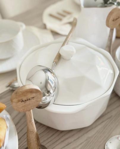 وعاء سيراميك