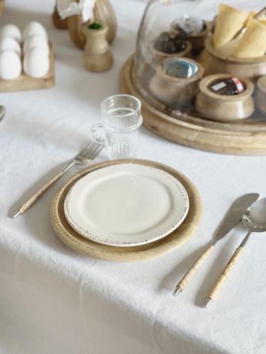 صحن تقديم خشبي