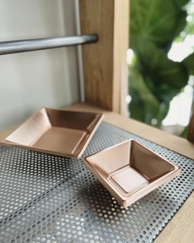 طقم صحون بلاستيك